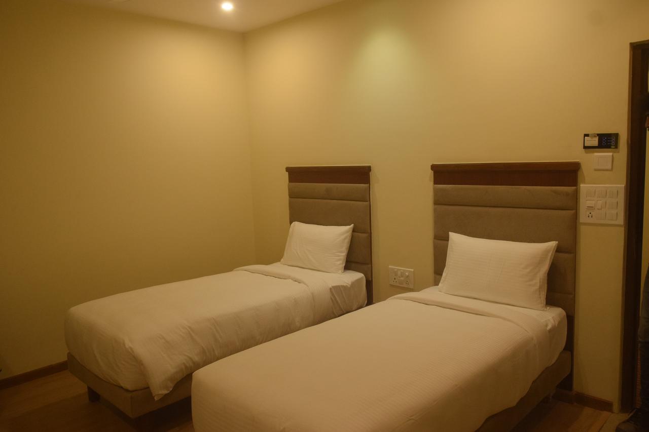 Hotel Avalon Inn Ambikapur Extérieur photo